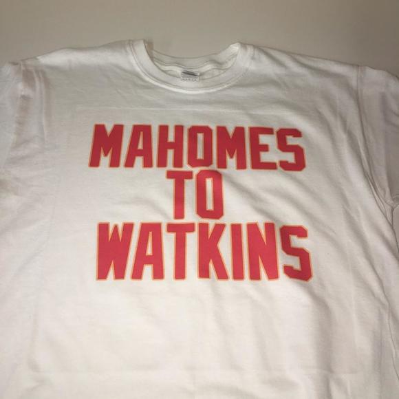 Tops - KansCity Chiefs Mahomes To Watkins Shirt